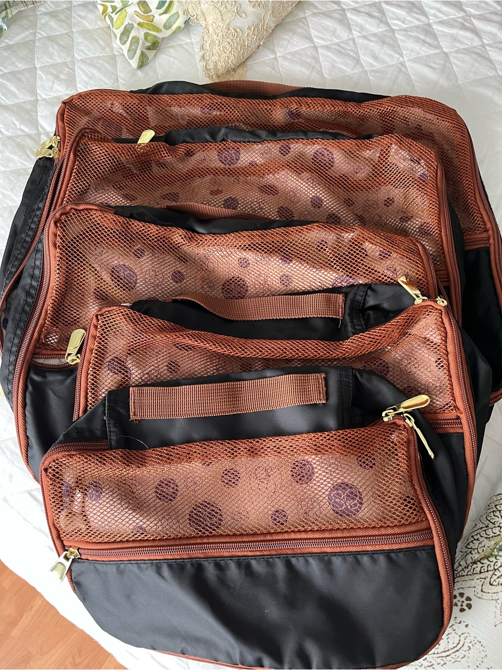 Black and Brown Travel Organizer Bag - Unbranded 5 pieces great for travel